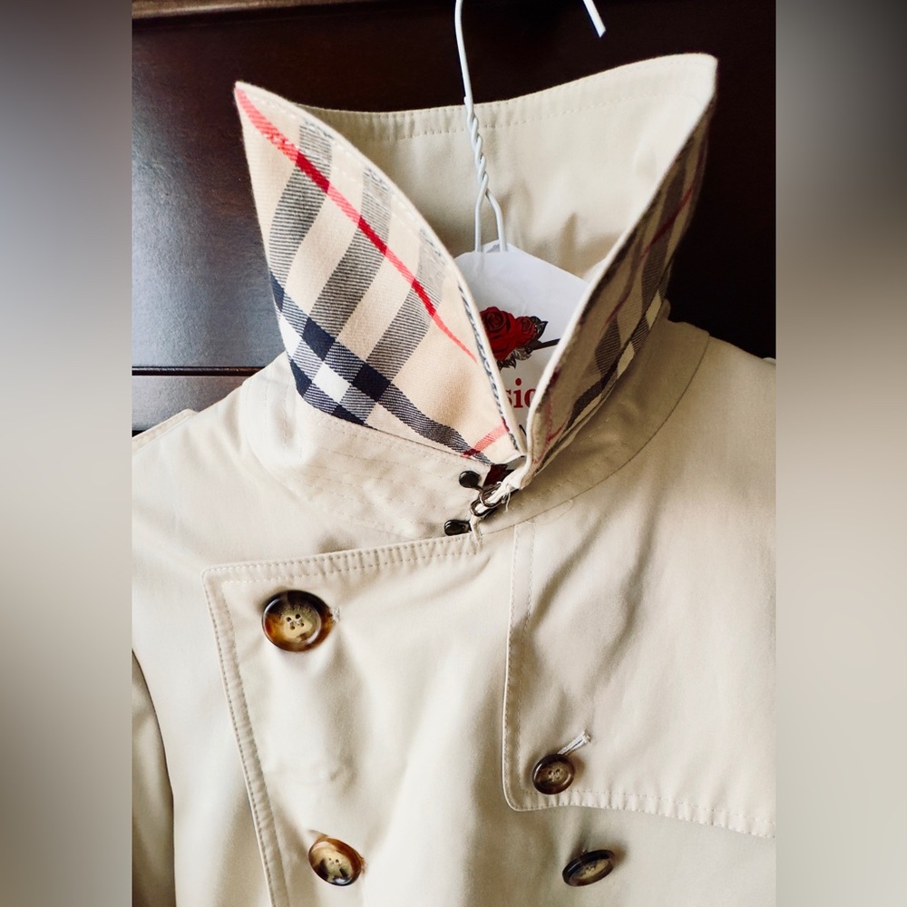 Burberry Classic Tan Trench Coat size 8 - Picture 14 of 16